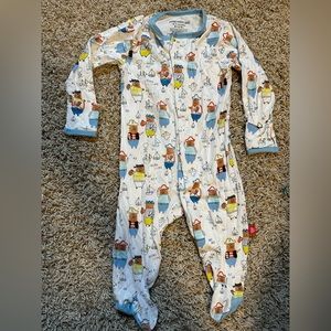 Magnetic me 0 to 3 month model pajamas